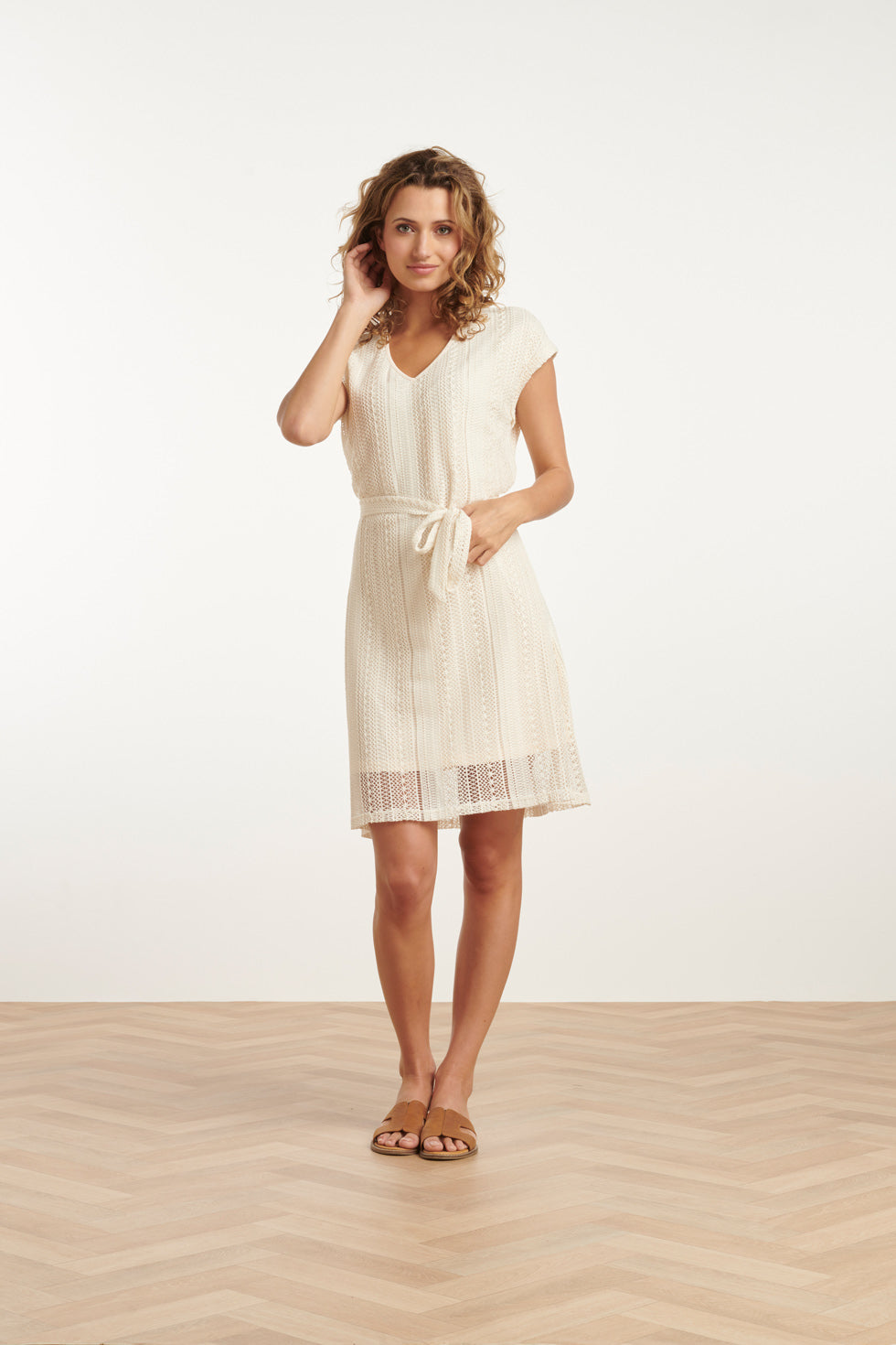 Elisa - Elegant Lace Dress