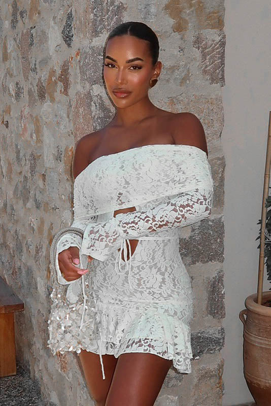 Chic Off-Shoulder Mini Dress with Elegant Ruffled Jacquard