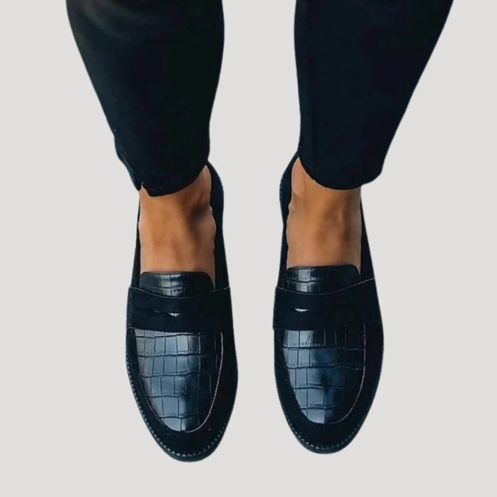 Veronique - Classic Loafers