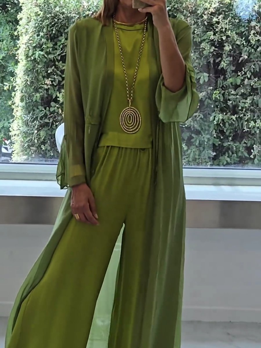 Ada – Elegant Comfortable Set