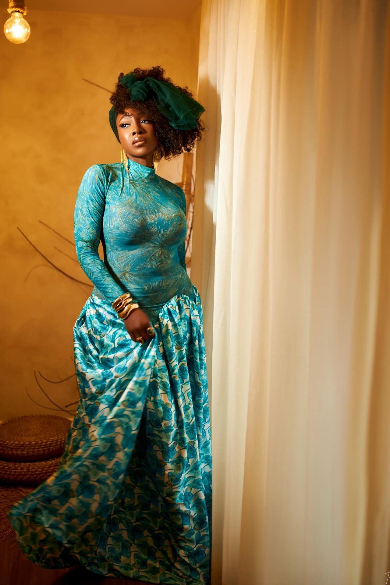 Elegant Maxi Dress with Abstract Art Design