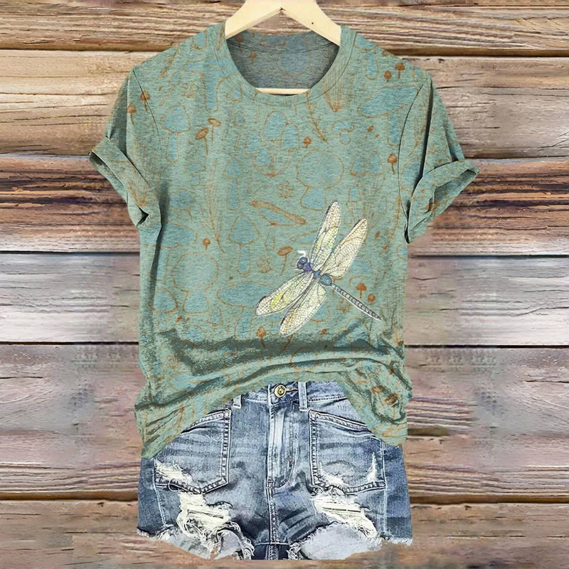 Lara - Retro Libel Graphic Tee