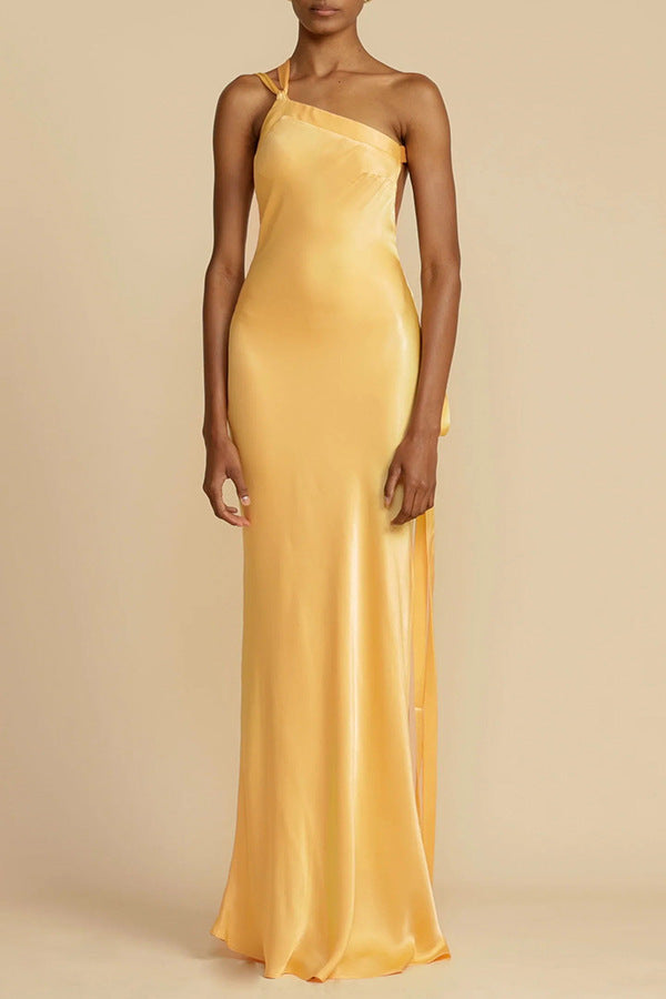 Graceful Silhouette – One-Shoulder Bodycon Dress