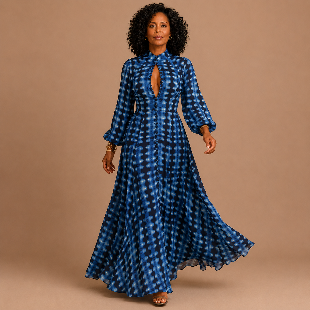 Aveline - Maxi Dress with Blue Tie-Dye and Button Front