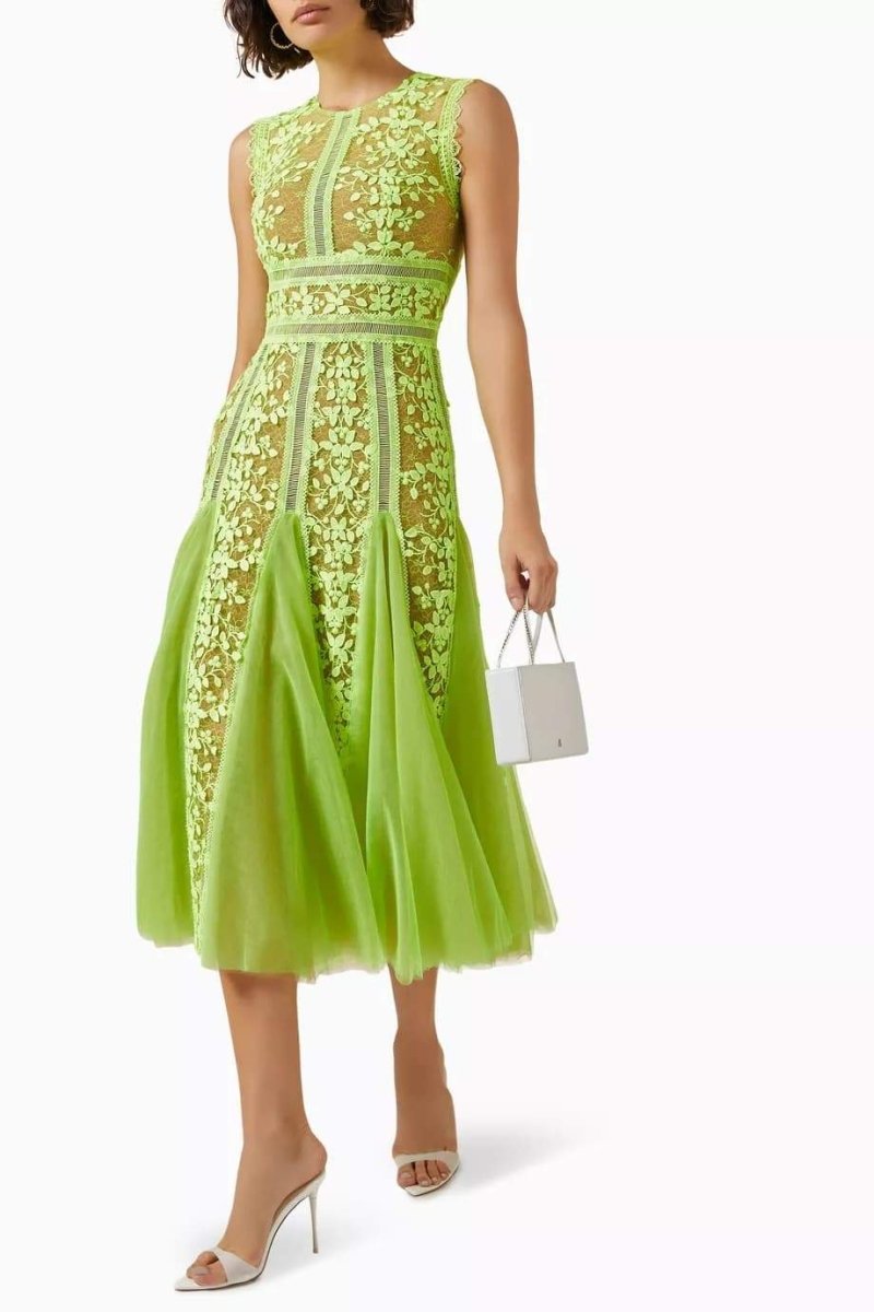 Embroidered Lace Midi Dress in Heather